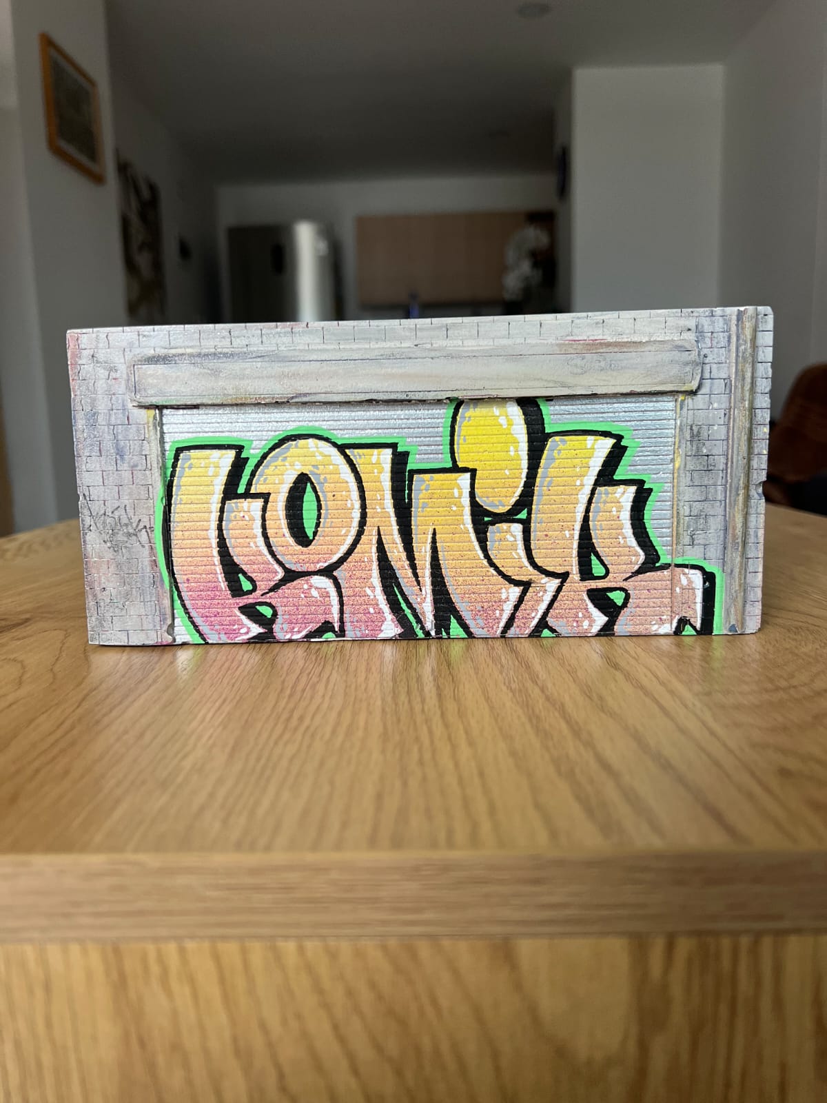 Roll Up Wall Paper Weight